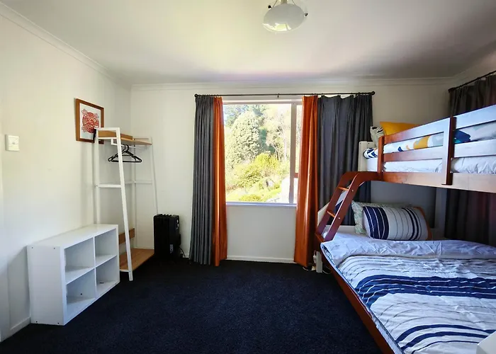 Upstair Cheerful Two Bedrooms